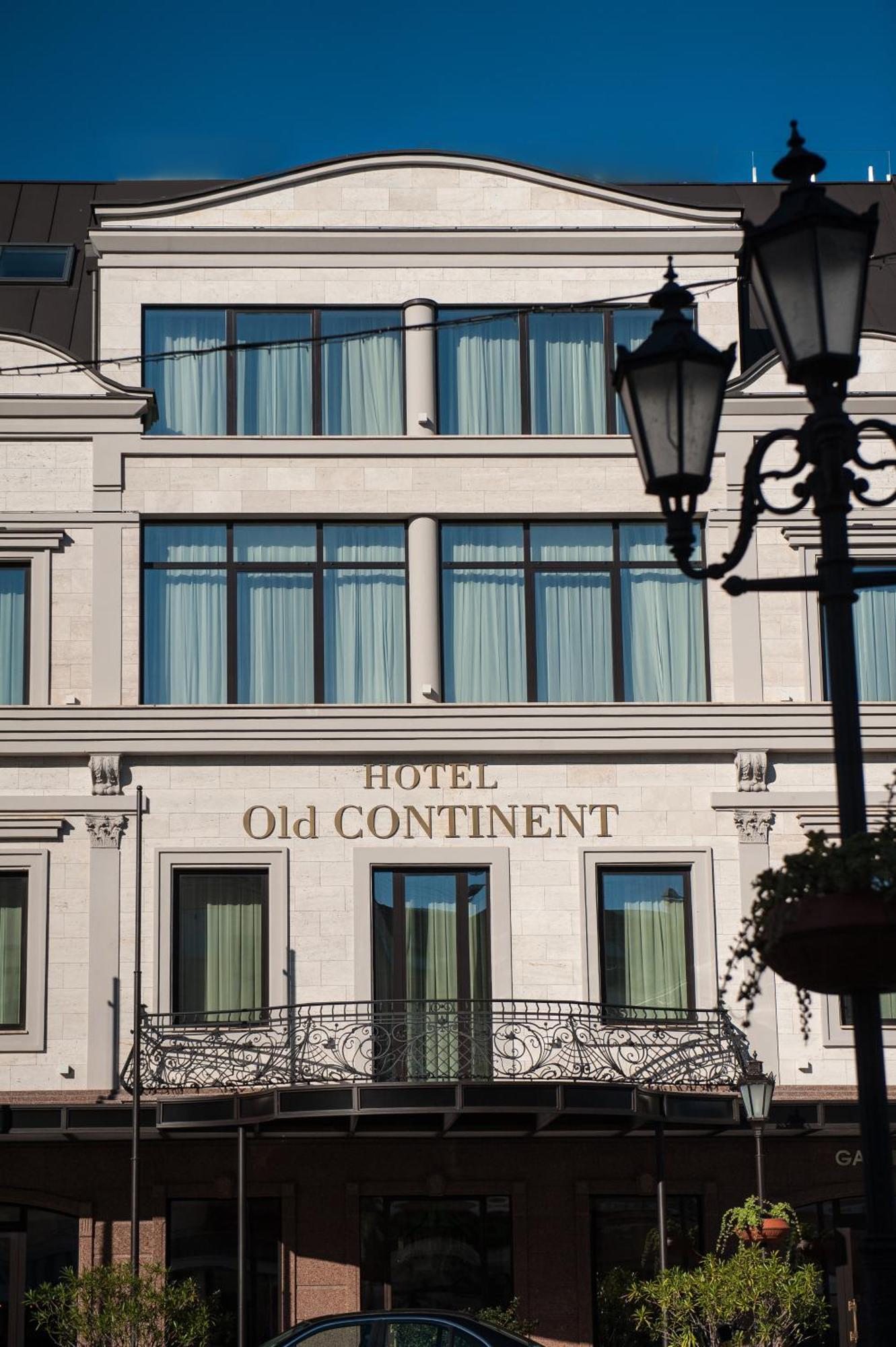 Old Continent Hotel Ujhorod Exterior foto